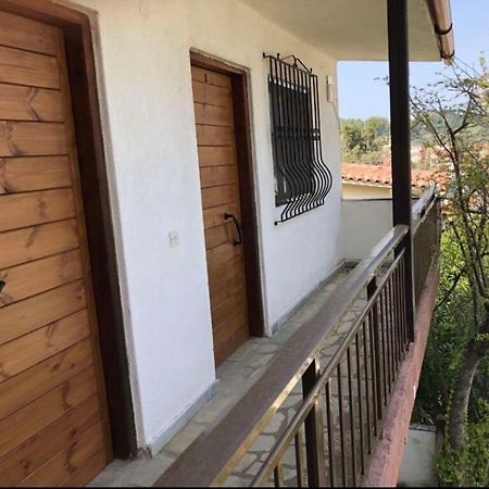 Sarizas Apartments Siviri Exterior foto
