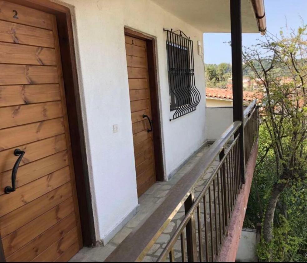 Sarizas Apartments Siviri Exterior foto