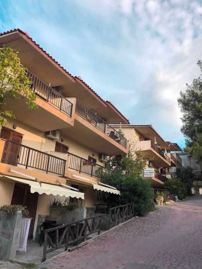 Sarizas Apartments Siviri Exterior foto